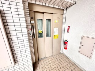 BLA横浜白楽の物件外観写真